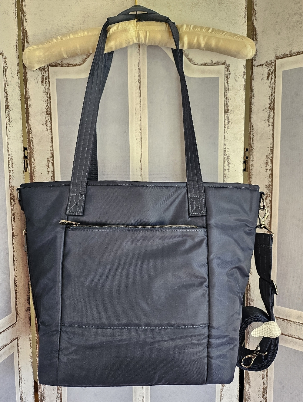 lug Quilted Tote in Navy Blue - Picture 2 of 8